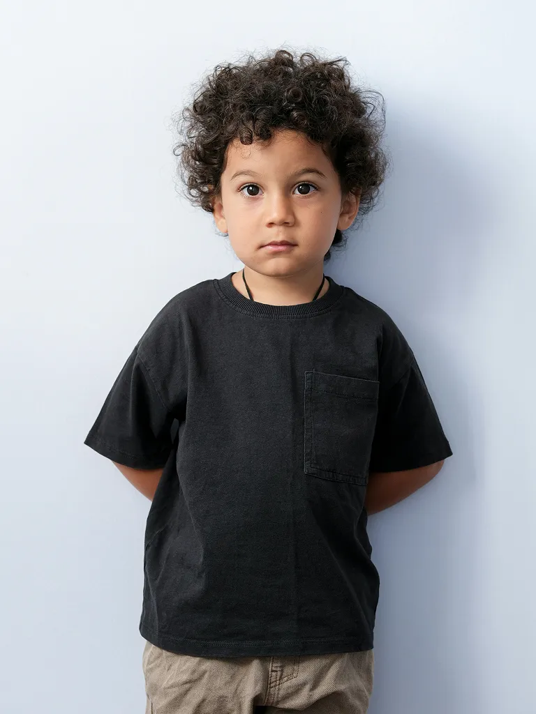 Black tee